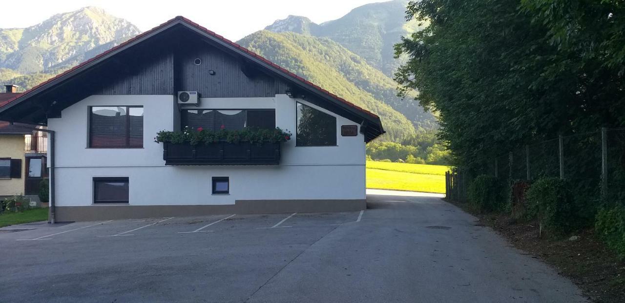 Guesthouse Ursa Preddvor Kültér fotó